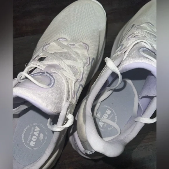 New Balance Fresh Foam ROAV Sneakers - Picture 2 of 2
